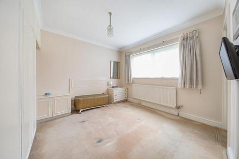 2 bedroom flat for sale, Spencer Close,  Finchley,  N3