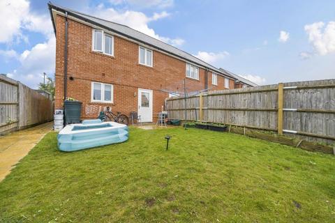 3 bedroom end of terrace house for sale, Basingstoke,  Hampshire,  RG23