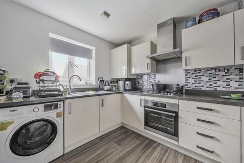 3 bedroom end of terrace house for sale, Basingstoke,  Hampshire,  RG23