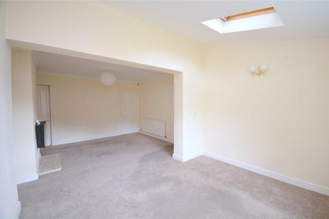 3 bedroom semi-detached house for sale, Hopton Lane, Mirfield, West Yorkshire, WF14