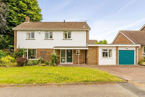 4 bedroom detached house for sale, Wykeham Road, Merrow, GU1