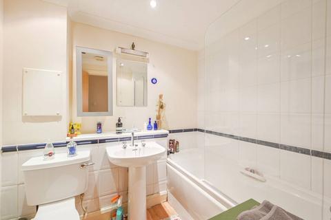 1 bedroom flat for sale, Caraway Heights, Canary Wharf, London, E14