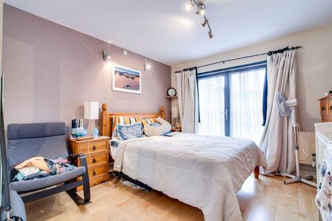 2 bedroom apartment to rent, King Edwards Wharf, Birmingham B16