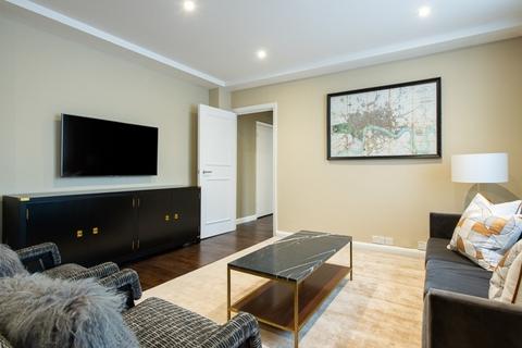 3 bedroom apartment to rent, Hill Street W1J