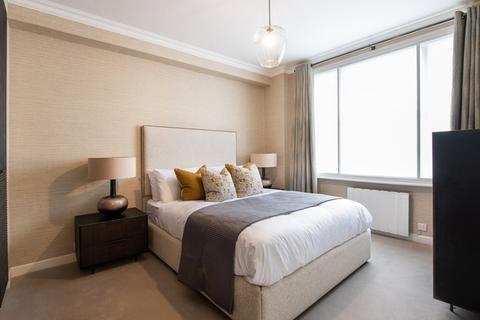 3 bedroom apartment to rent, Hill Street, Mayfair, W1J