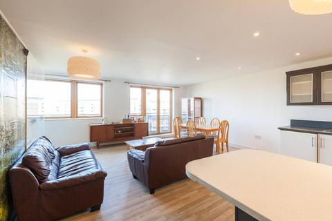 3 bedroom flat to rent, Meath Crescent, Bethnal Green, London, E2