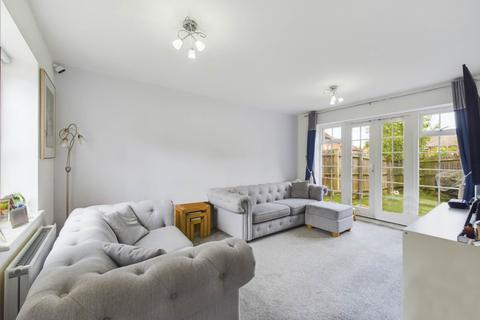 4 bedroom semi-detached house for sale, Scarlett Avenue, Wendover