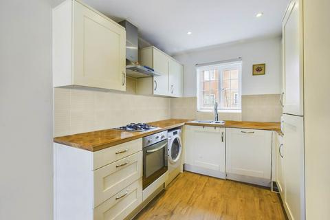 4 bedroom semi-detached house for sale, Scarlett Avenue, Wendover