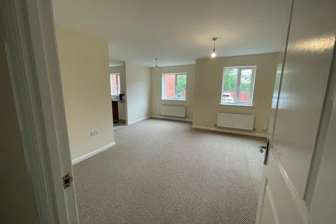 2 bedroom flat for sale, Millport Road, Wolverhampton, West Midlands