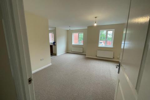 2 bedroom ground floor flat for sale, Millport Road, Wolverhampton, West Midlands