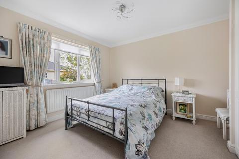 5 Barberry Close, Cheltenham, GL50 2RB