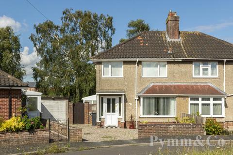 3 bedroom semi-detached house for sale, Meadowbrook Close, Norwich NR1