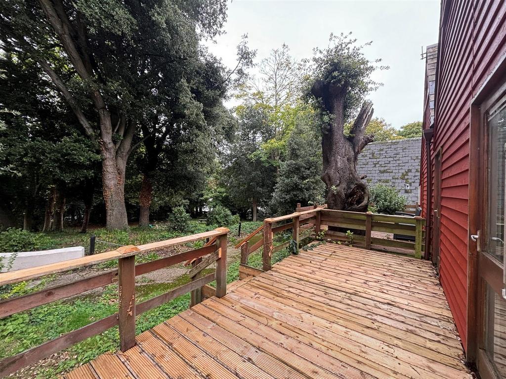 Rear Decking