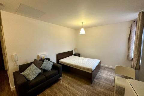 1 bedroom flat to rent, Moorfields, Liverpool L2