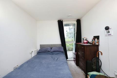 2 bedroom flat for sale, Cardinal Building, Station Approach, Hayes, UB3 4FD