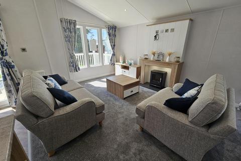 2 bedroom lodge for sale, Dawlish EX7