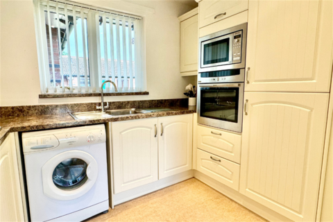 1 bedroom terraced bungalow for sale, The Dovecotes, Beeston, NG9 1GG