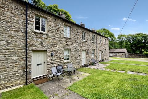 2 bedroom cottage for sale, 2 St Josephs Mews, Aysgarth