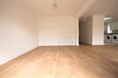 1a Cranleigh Road, Feltham, TW13 4PZ