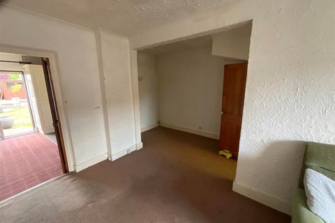 2 bedroom terraced house for sale, Epping Way, Chingford