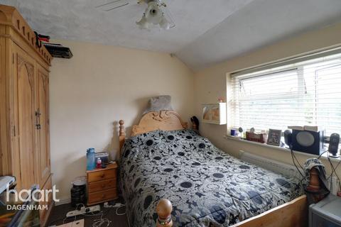 2 bedroom terraced house for sale, Beam Avenue, Dagenham