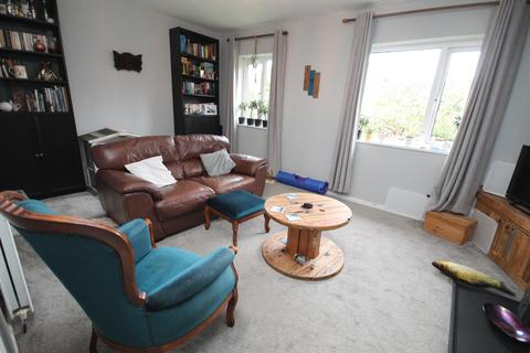 2 bedroom flat for sale, Larch Ave, Stretford, M32 8HZ