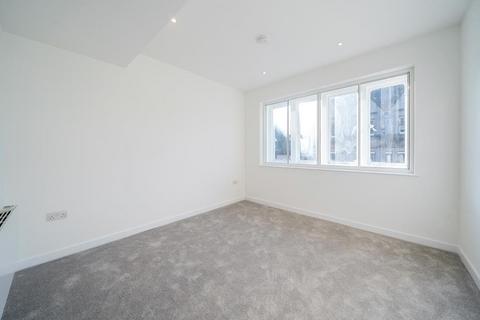 3 bedroom apartment to rent, Golden Cross,  City Centre,  OX1