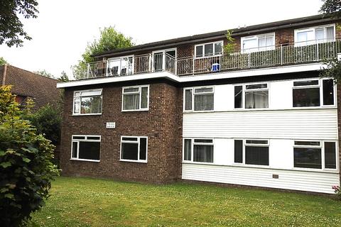 2 bedroom ground floor flat for sale, Purdey Court, The Avenue, Worcester Park KT4