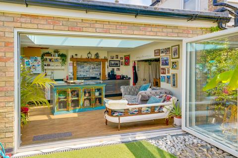 3 bedroom end of terrace house for sale, 9 Wellington Street, St. Ives, PE27