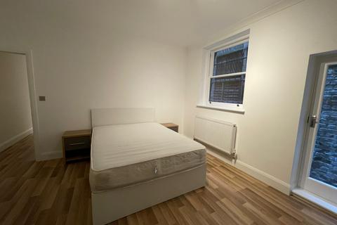 2 bedroom flat to rent, Shirland Road, Maida Vale, W9