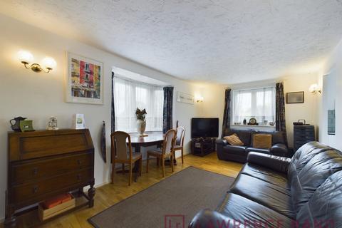 1 bedroom flat for sale, Neal Close, Northwood, HA6