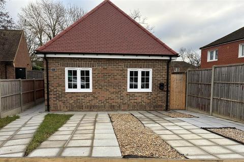 undefined, Fawns Manor Road, Bedfont