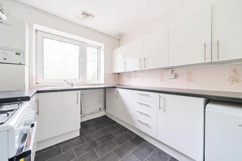 1 bedroom flat for sale, Waltham House,  Boundary Road,  NW8