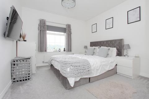 2 bedroom flat for sale, Zouch Farm Road, Tidworth, SP9