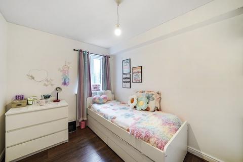 2 bedroom flat to rent, Colgate House, Armoury Road, London, Greater London, SE8 4LG