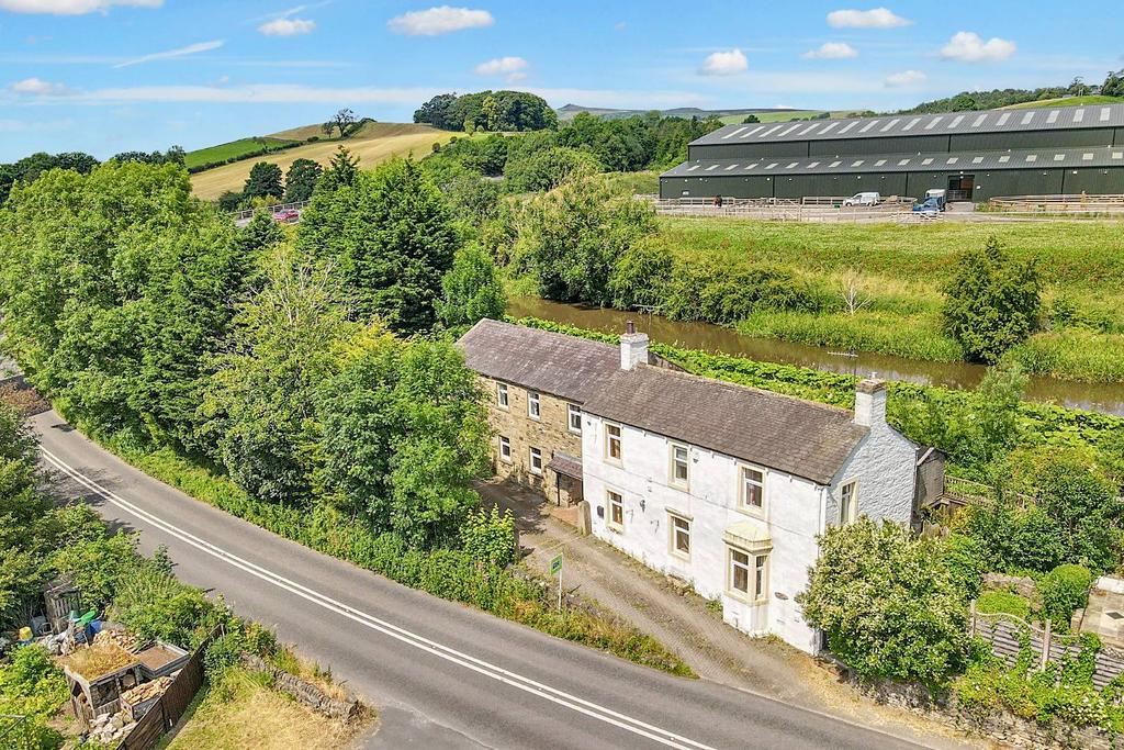Broughton Road, Skipton BD23 5 bed detached house for sale £750,000