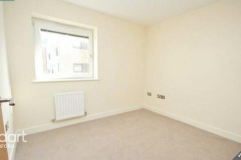 Flat 13, Autumn Court Spring Gardens, Romford, RM7 9BN