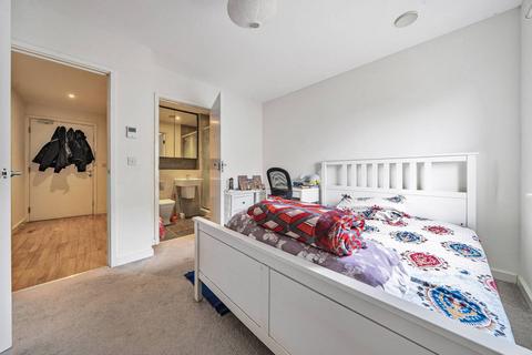 2 bedroom flat for sale, Lakeside Drive, Park Royal, London, NW10