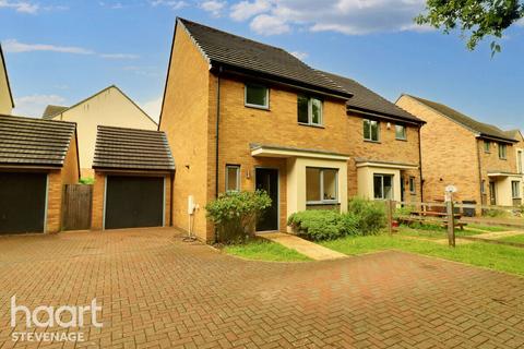 3 bedroom detached house for sale, Grayling Way, Stevenage