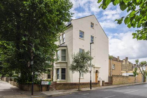 1 bedroom flat for sale, Caledonian Road, Islington, London, N7