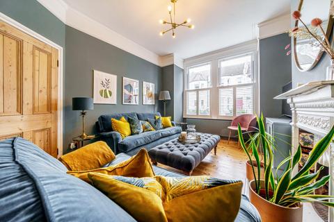 1 bedroom flat for sale, Aslett Street, Earlsfield