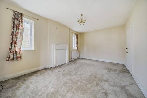 3 bedroom flat to rent, Beechcroft Court, Golders Green, London, NW11