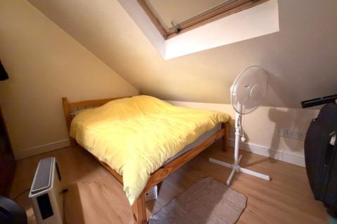 1 bedroom flat to rent, Vaughan Road, Harrow on the Hill HA1