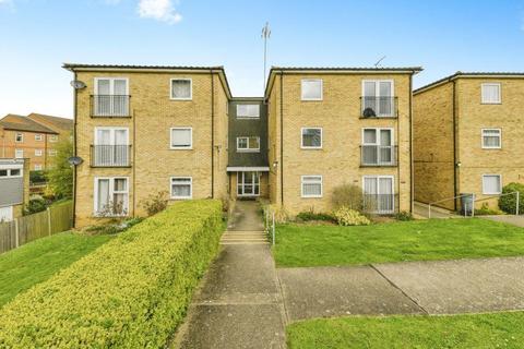 1 bedroom flat for sale, Chatsworth Court, Stevenage, Hertfordshire, SG2 8DY