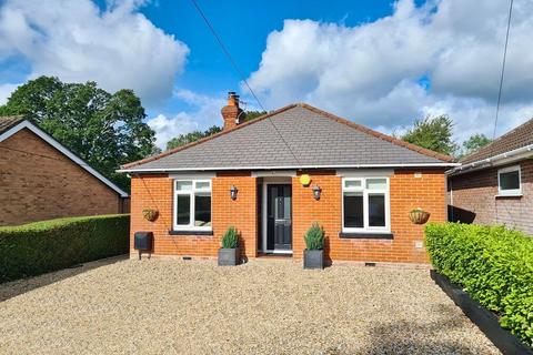 3 bedroom detached bungalow for sale, Foxhills, Southampton SO40