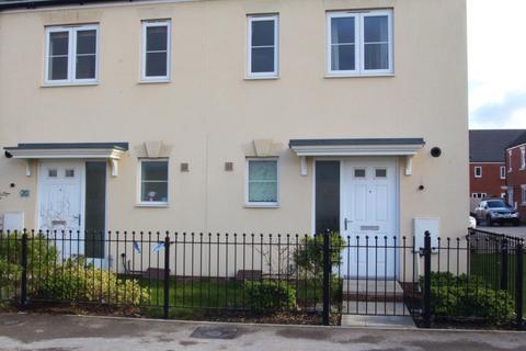 2 bedroom house to rent, Boulmer Avenue, Kingsway, Gloucester, GL2