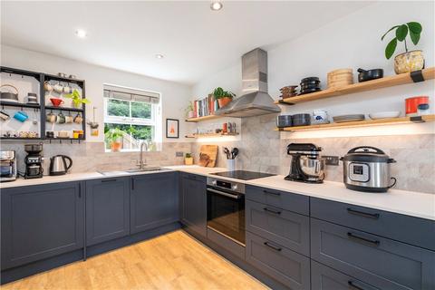 14 Brookfield Road, Leeds, LS6 4EJ