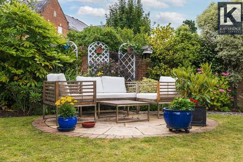 2 Mckenzie Way, Epsom, KT19 7ND
