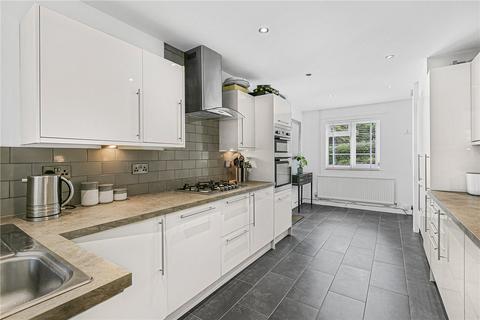 3 bedroom end of terrace house for sale, Howlands, Welwyn Garden City, Hertfordshire