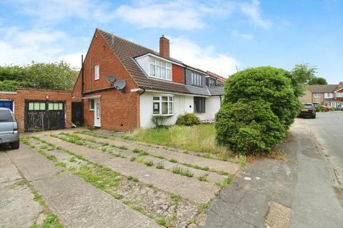 3 bedroom semi-detached house for sale, Hinksey Close, Langley